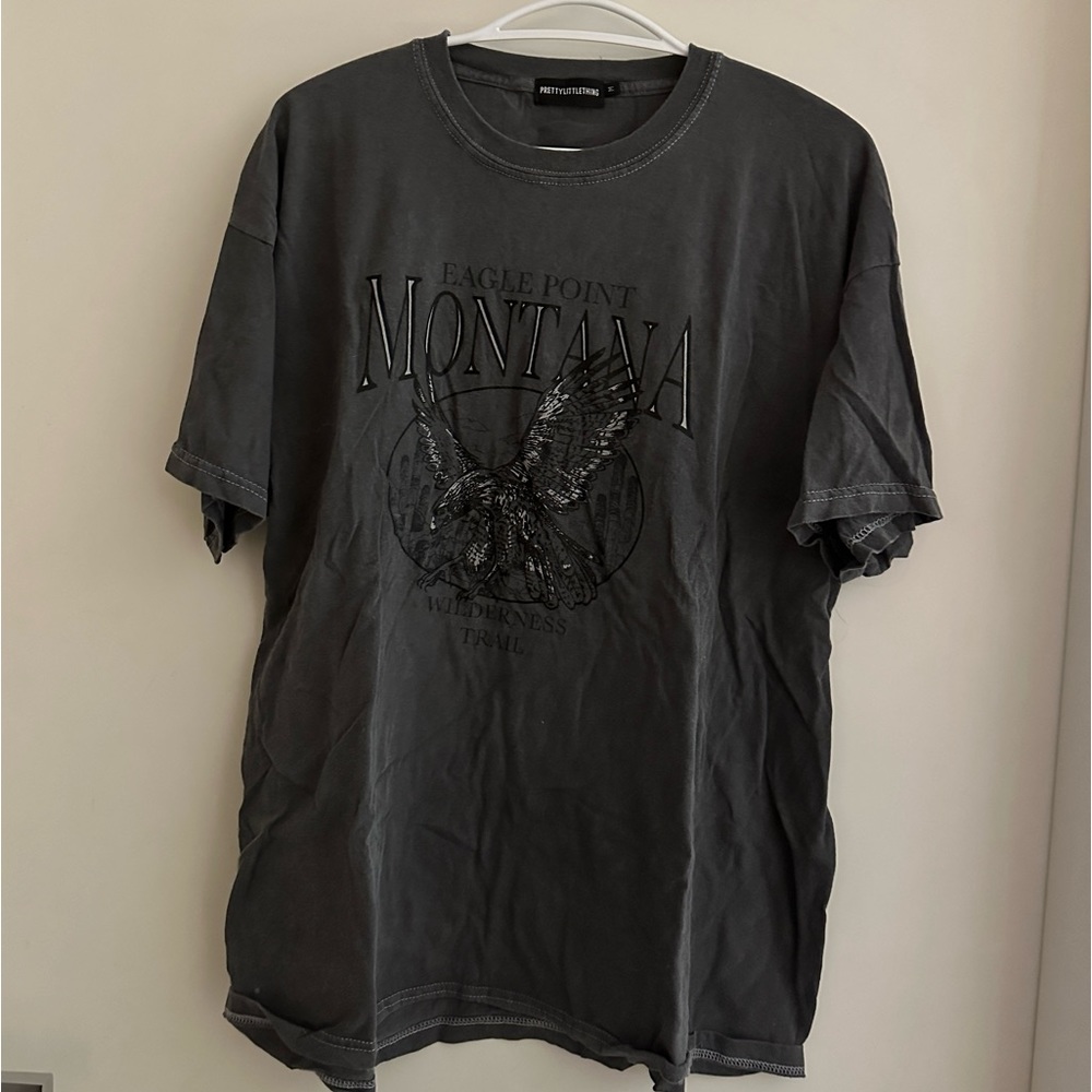 Pretty little thing graphic tee